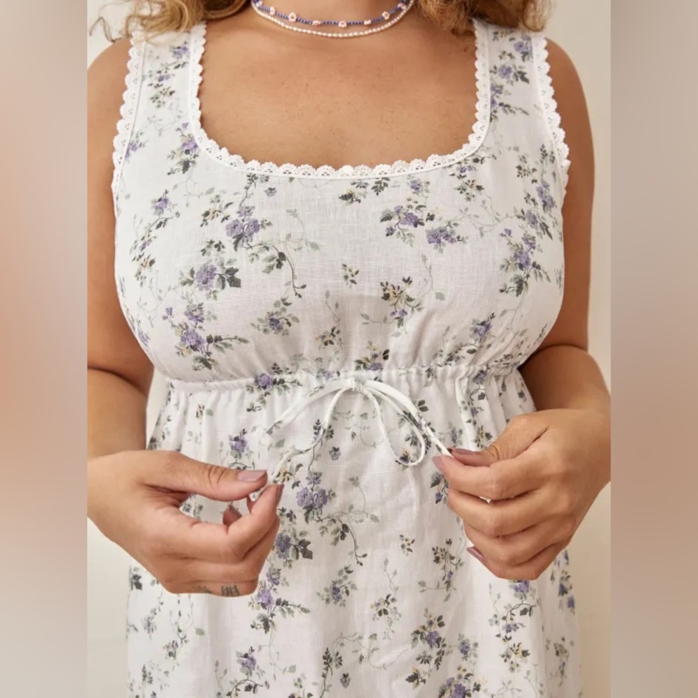 NWOT Reformation SIZE 10 Moss 100% linen white floral mini dress in Madeline - Picture 2 of 7
